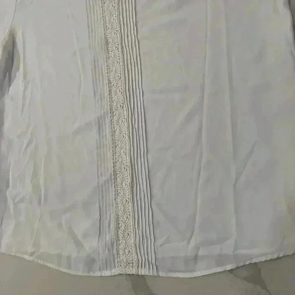 Vintage KB Lawrence White Polyester BackButton Blouse Lace Trim Detail Womens 14 - Picture 2 of 5